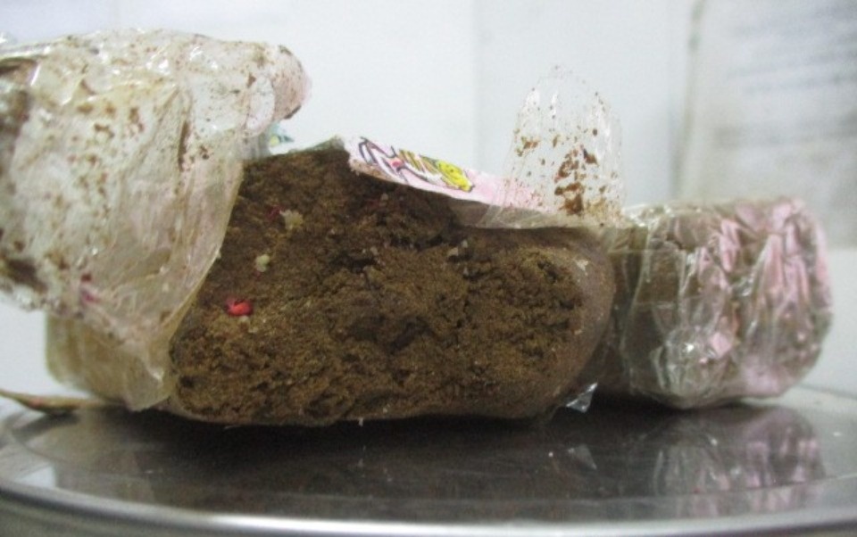 Итальянец пытался ввезти в Россию через госграницу в Псковской области 170 граммов гашиша