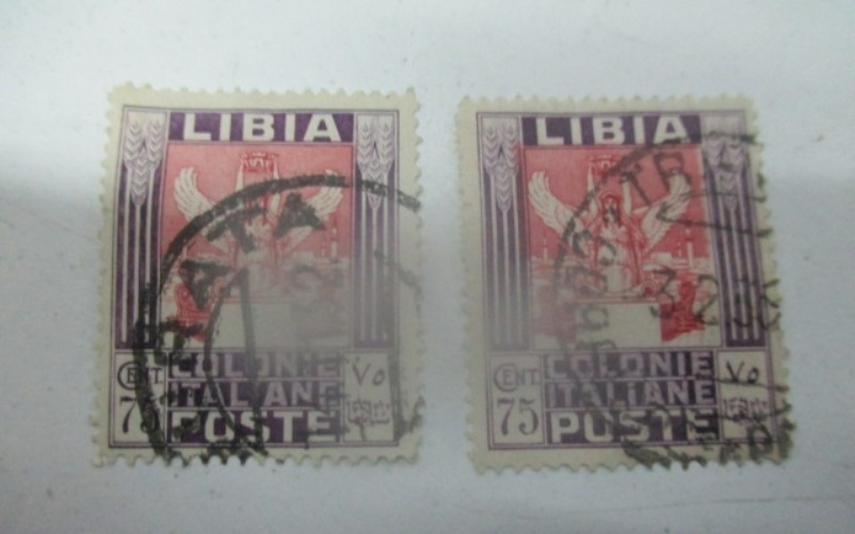 Псковские таможенники обнаружили незаконно перевозимую коллекцию старинных марок 