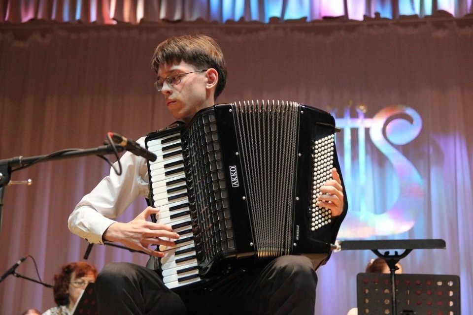 Пскович стал лауреатом I степени Всероссийского конкурса исполнителей на народных инструментах 