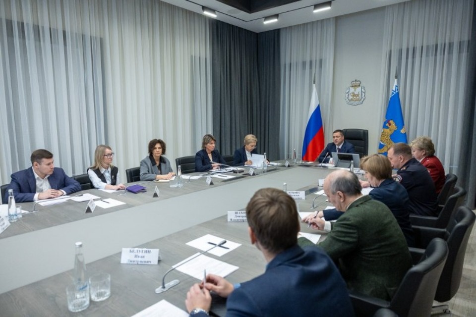 В Псковской области обсудили комплекс дополнительных мер по повышению охвата диспансеризацией