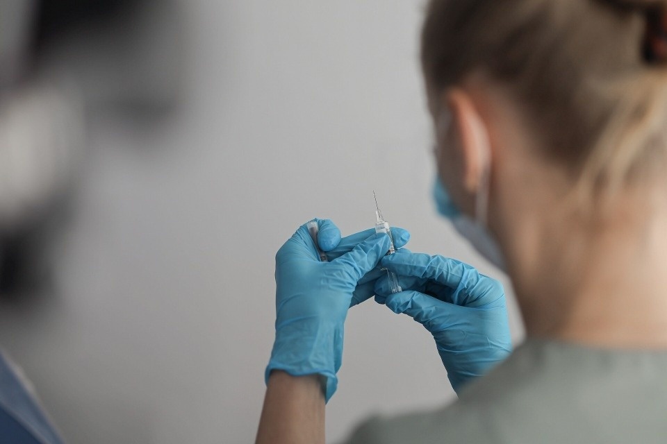 Более 247 тысяч жителей Псковской области привились от гриппа Более 247 тысяч жителей Псковской области привились от гриппа