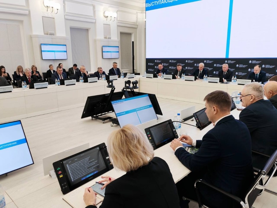 В Псковской области утвердили единый способ избрания глав округов и районов