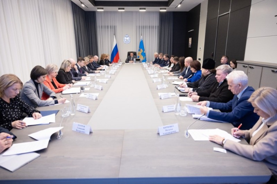 Спектакль, реставрации, юбилейная медаль: Как Псковская область готовится к празднованию 80-летия Победы