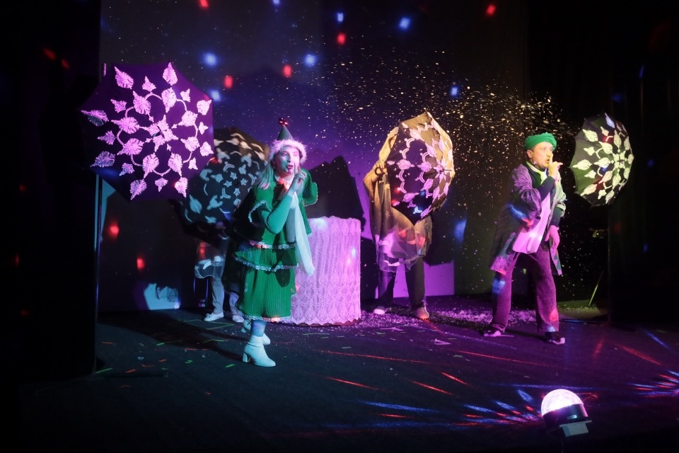 Куклы на гастролях 