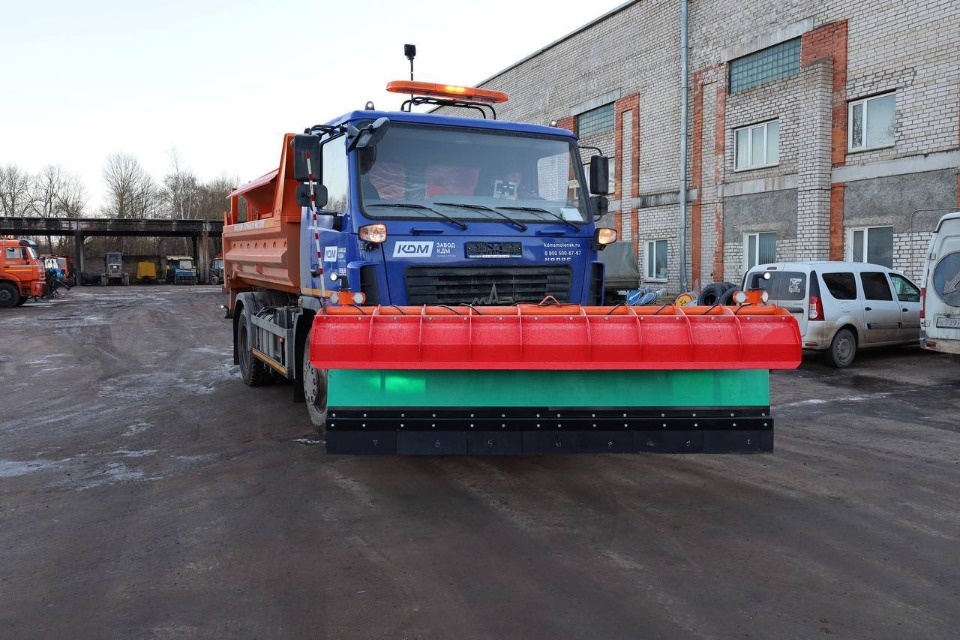 52 единицы дорожной техники закупили в Псковской области за год 52 единицы дорожной техники закупили в Псковской области за год