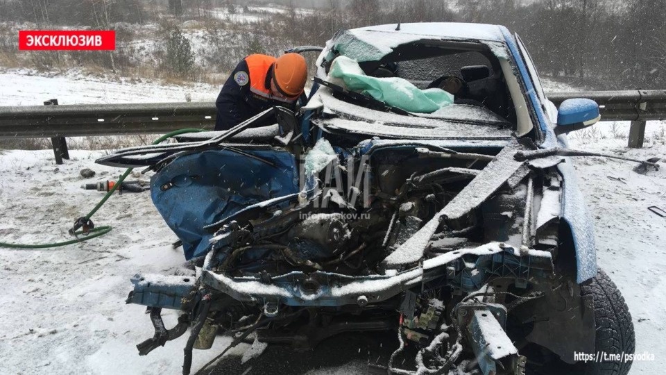 Один погиб, трое пострадали в результате ДТП с Великолукском районе Один погиб, трое пострадали в результате ДТП с Великолукском районе