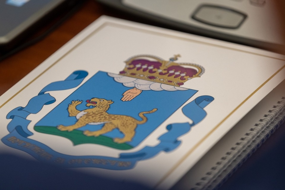 Герб Псковской области разрешили использовать на сувенирах для награждения спортсменов