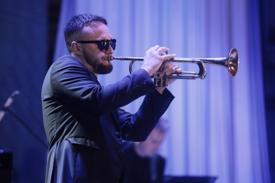 Неоконченная симфония Неоконченная симфония