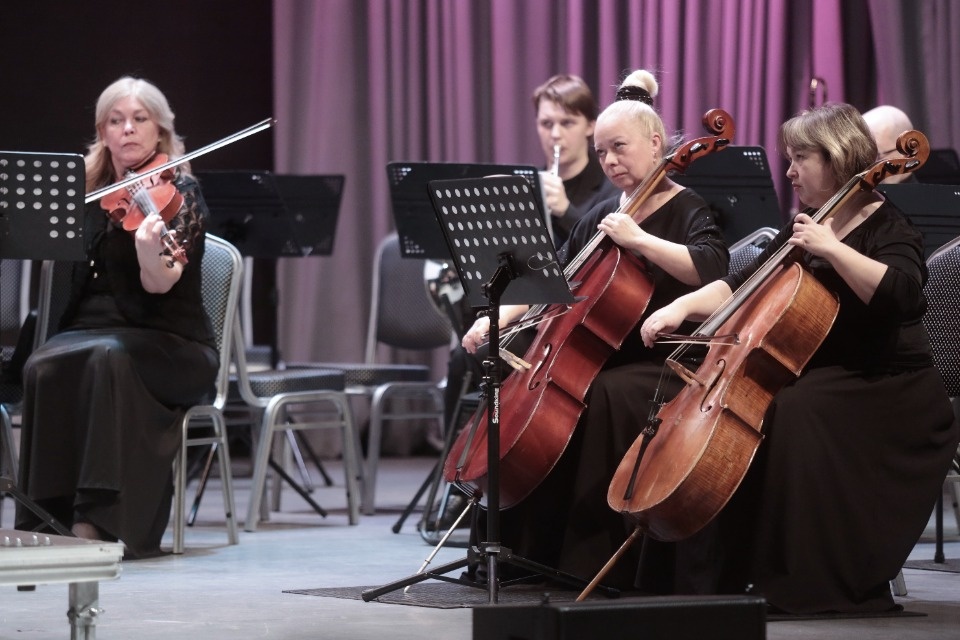 Неоконченная симфония Неоконченная симфония