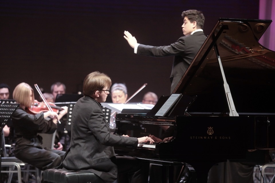 Неоконченная симфония Неоконченная симфония