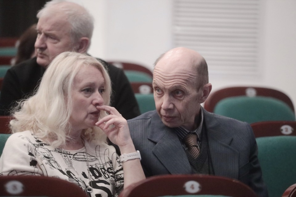 Неоконченная симфония Неоконченная симфония