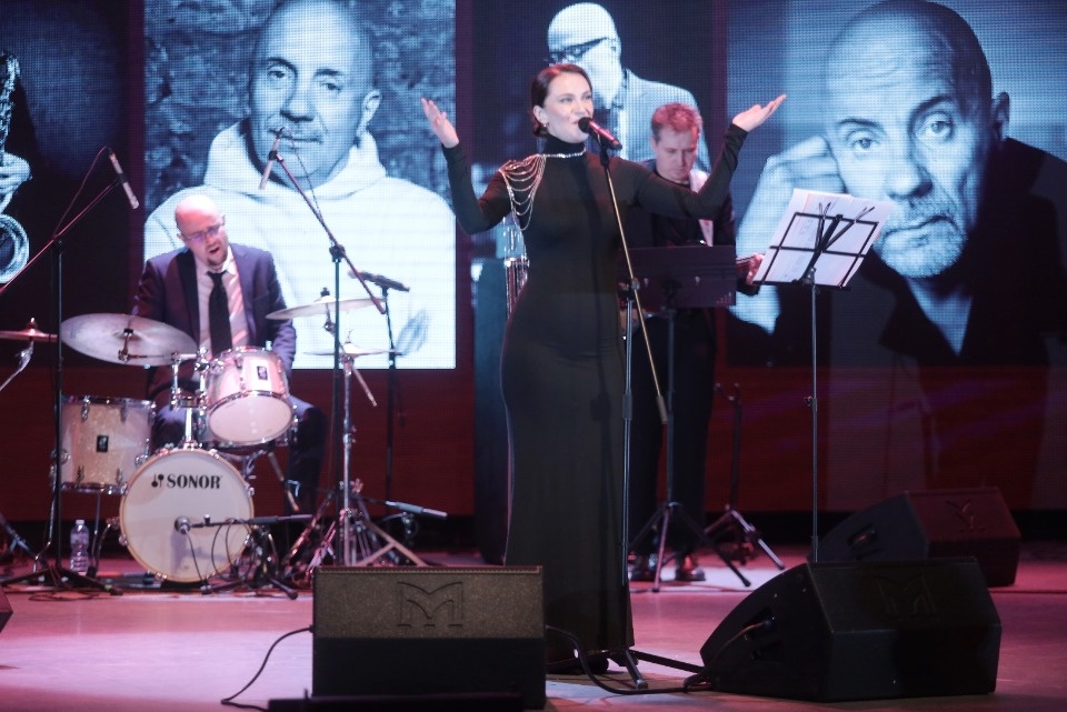 Неоконченная симфония Неоконченная симфония