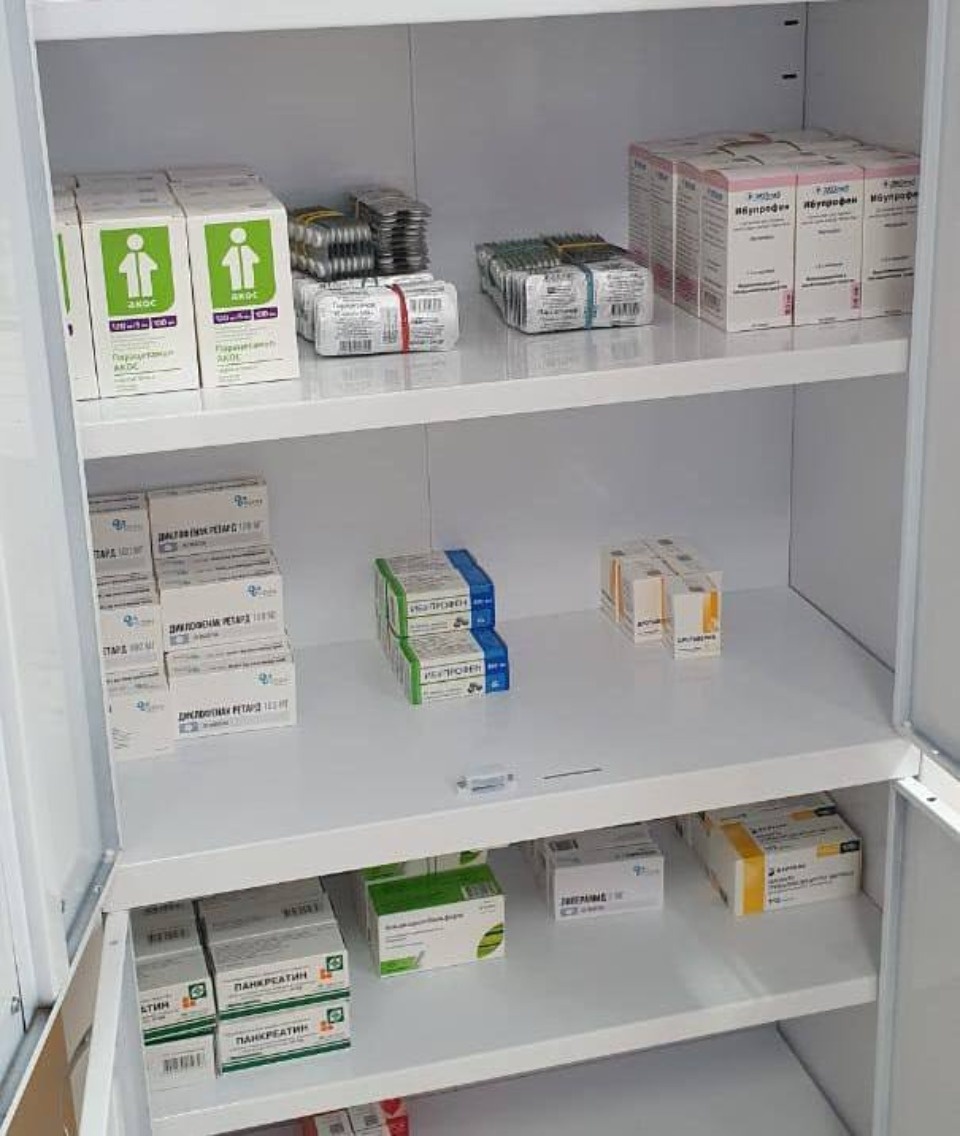 Продажу лекарств запустят в Струго-Красненской больнице и Лядах до конца года
