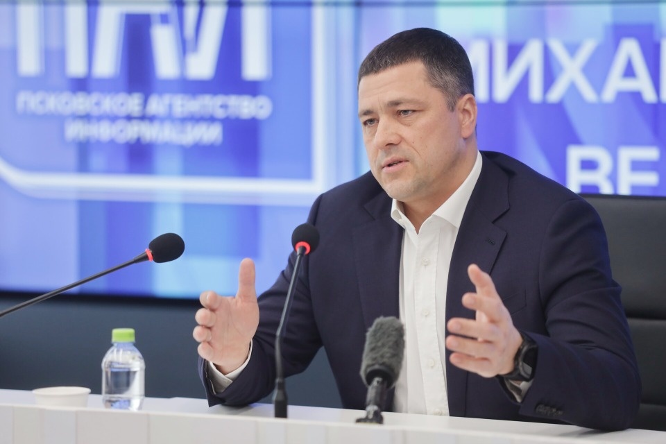 Псковский губернатор поздравил сотрудников и ветеранов органов госбезопасности с профессиональным праздником