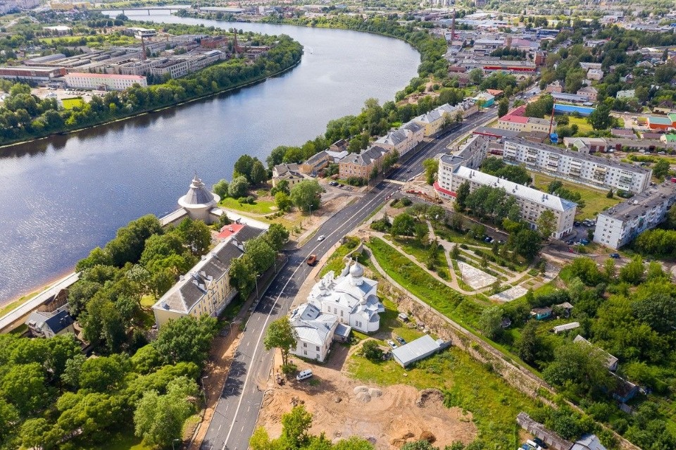 Еще один участок улицы Леона Поземского в Пскове отремонтируют в 2025 году