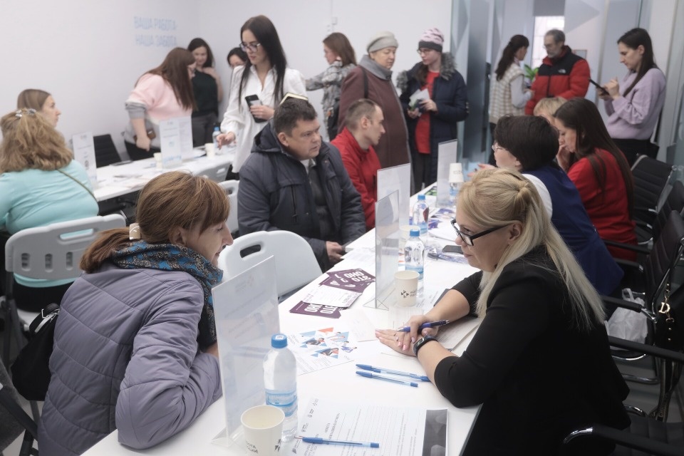 Назван ТОП-4 специалистов, в которых остро нуждаются псковские работодатели