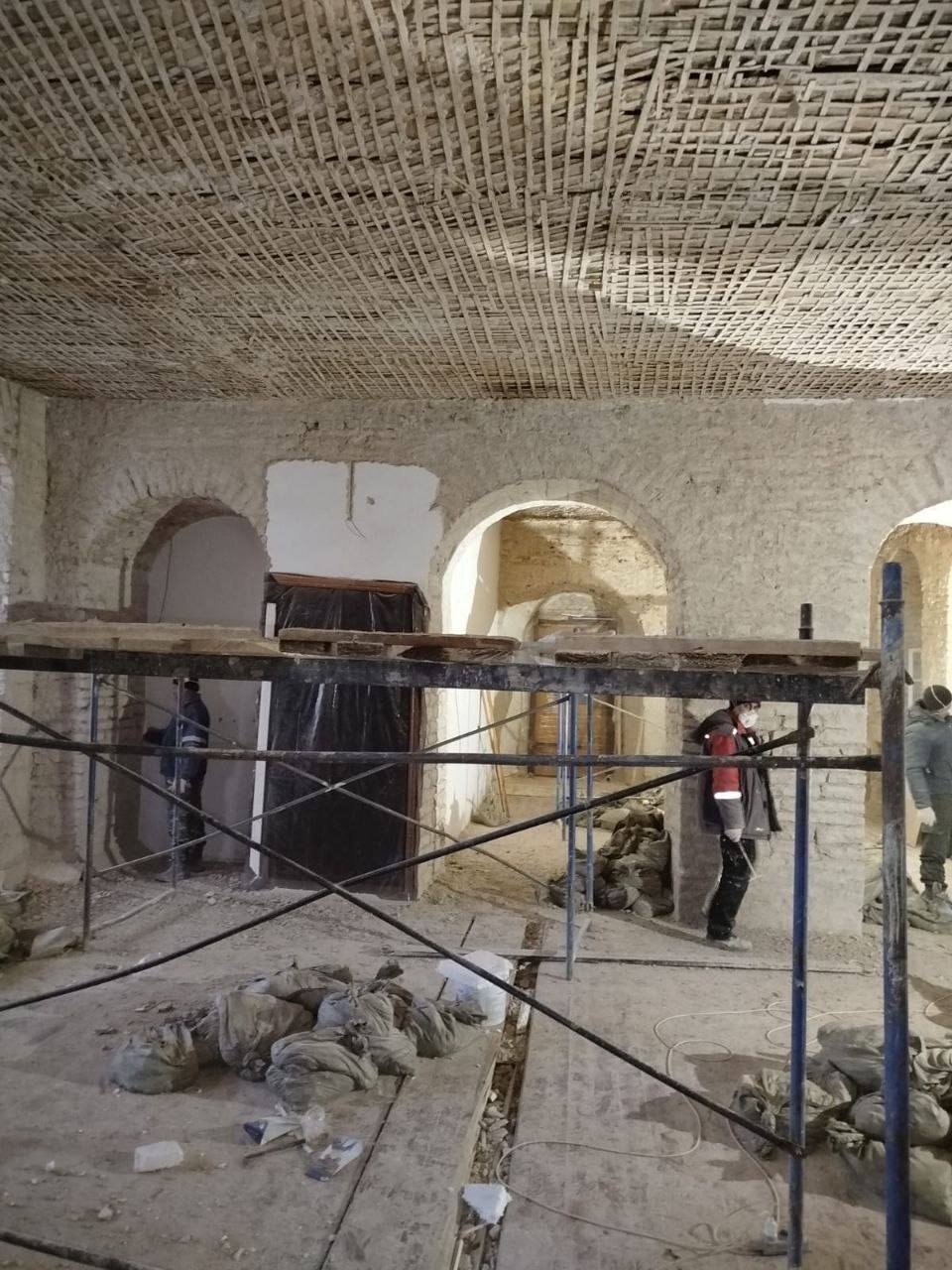 Аварийное состояние отдельных элементов Стефановской церкви Мирожского монастыря в Пскове установили реставраторы