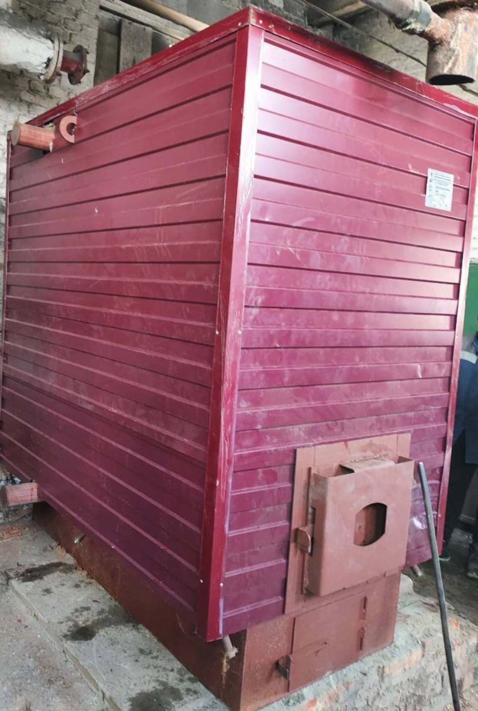 Водогрейный котёл установили в школе Локнянского района 