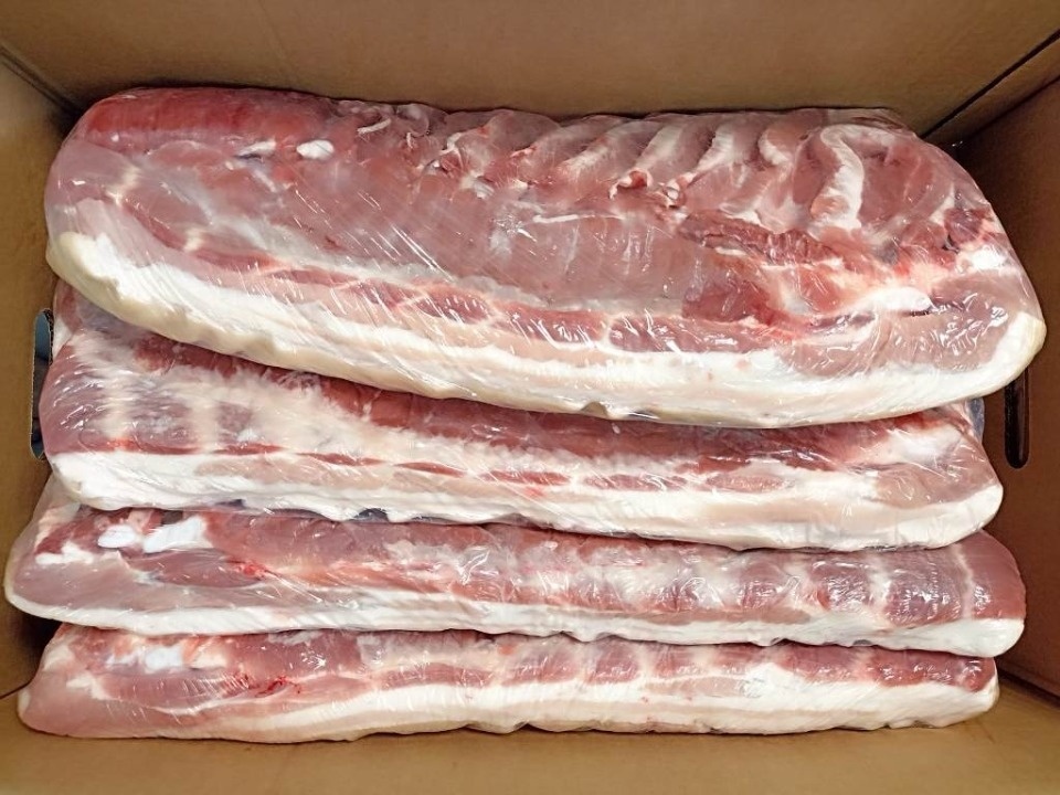 Более 1,5 тыс. тонн животноводческой продукции ввезли в Россию через Псковскую область с начала 2025 года