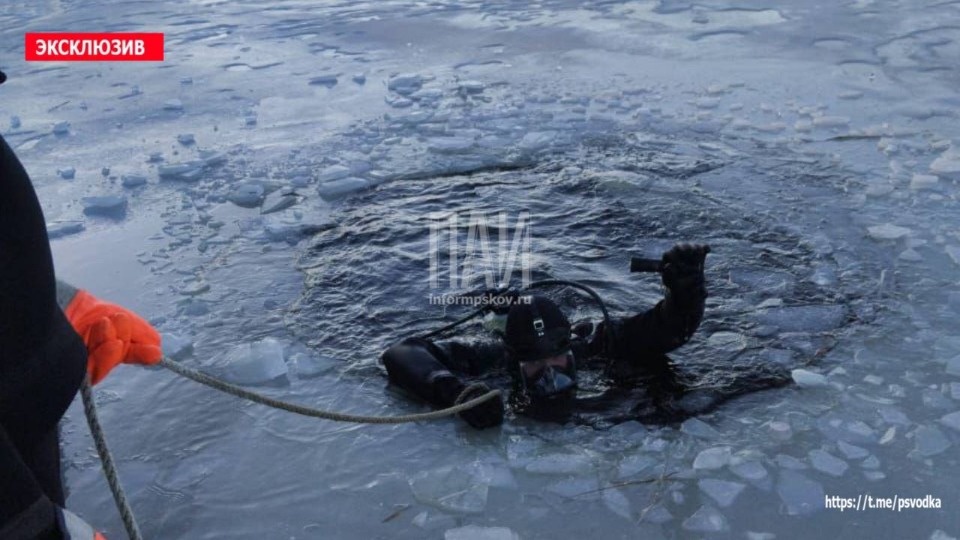 Тело мужчины обнаружили в озере Островского района Тело мужчины обнаружили в озере Островского района