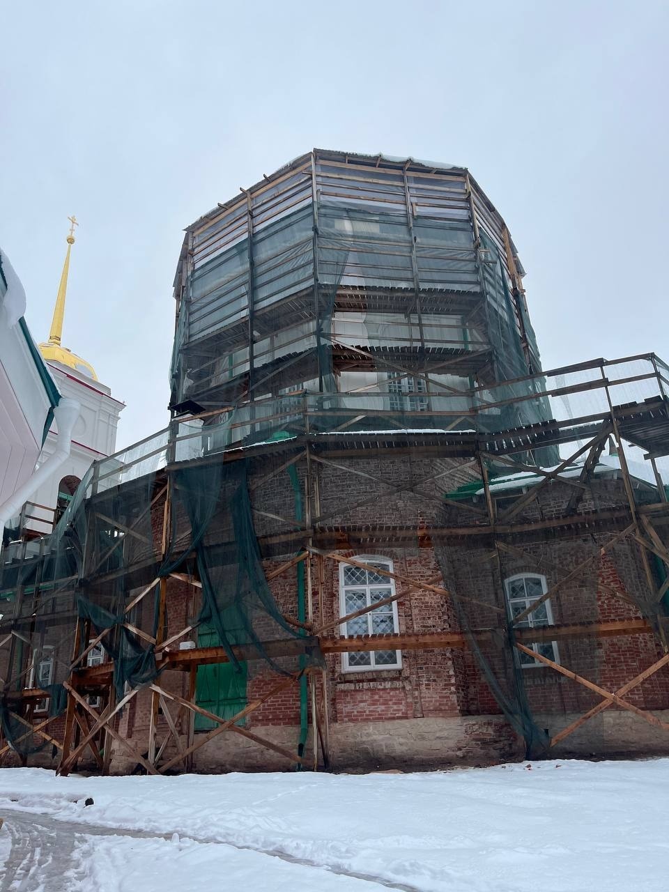 Реставрация церкви Сорока Мучеников Севастийских продолжается в Печорах