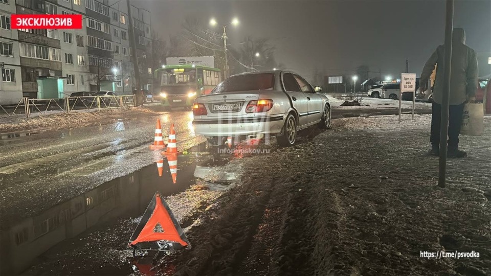Женщину сбил автомобиль в Великих Луках 