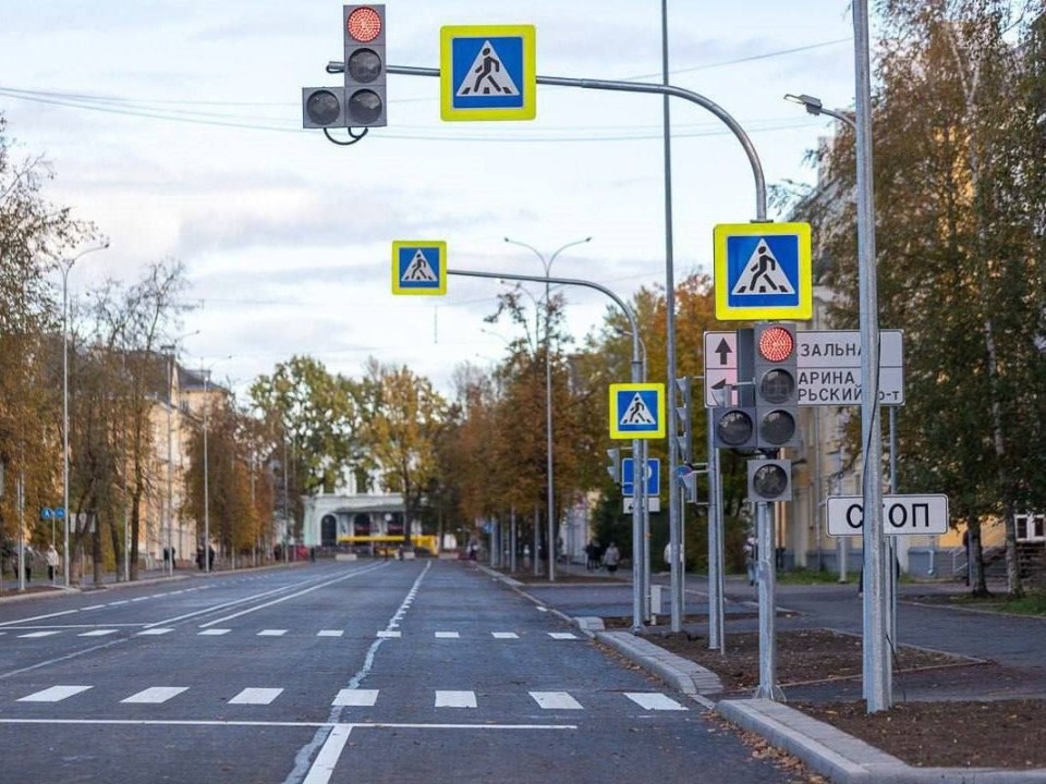  В Пскове определили подрядчика, который будет следить за исправностью светофоров 