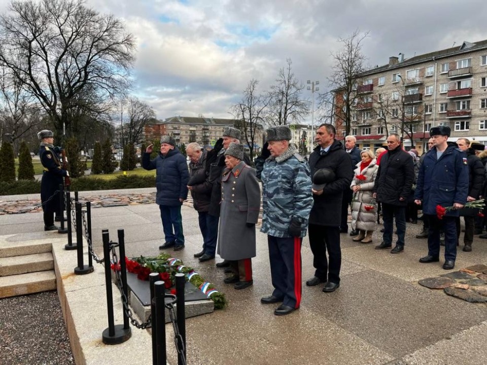 В Пскове почтили память жителей и защитников блокадного Ленинграда