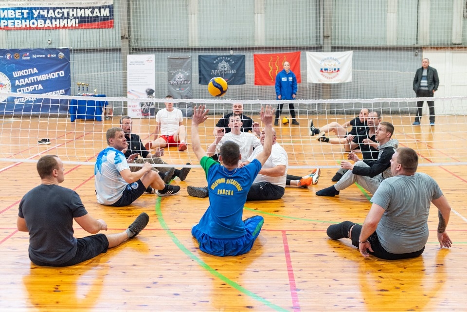 Ведерников о турнире по волейболу сидя среди ветеранов СВО: Обязательно будет поддерживать