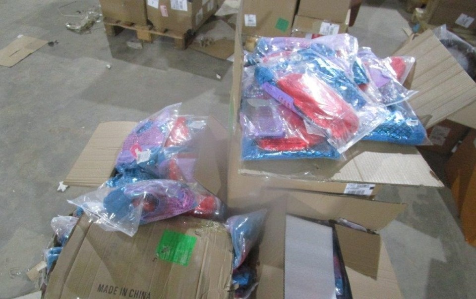 Псковские таможенники выявили более четырех тонн неучтенных товаров