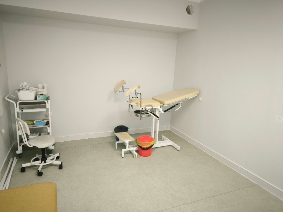 Смотровую палату отремонтировали в приемном отделении стационара больницы в Великих Луках Смотровую палату отремонтировали в приемном отделении стационара больницы в Великих Луках