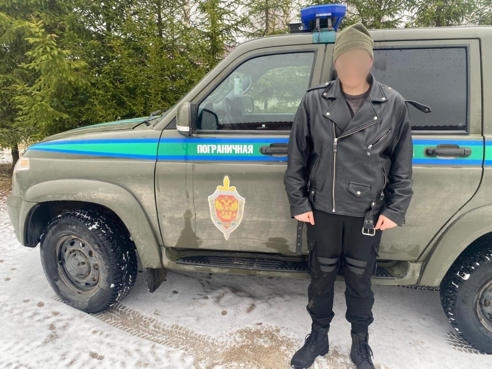 Псковские пограничники задержали украинца, пытавшегося попасть в Эстонию Псковские пограничники задержали украинца, пытавшегося попасть в Эстонию