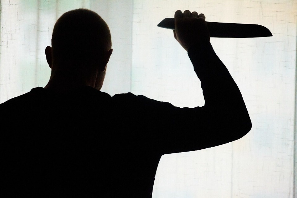 Пскович во время вахты пытался убить своего коллегу в Новом Уренгое