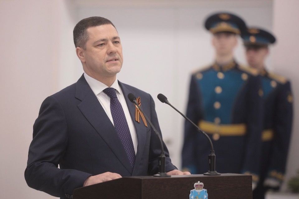 Награждение псковских ветеранов юбилейными медалями Награждение псковских ветеранов юбилейными медалями