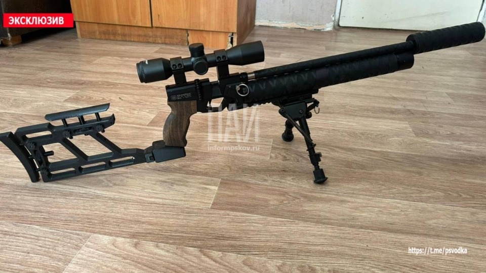  Печерянин с винтовкой устроил разбой в павильоне общественного питания