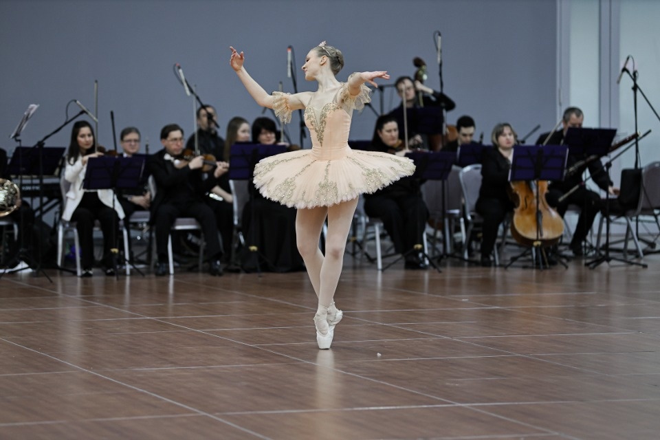 Сретенский бал прошел в Пскове Сретенский бал прошел в Пскове