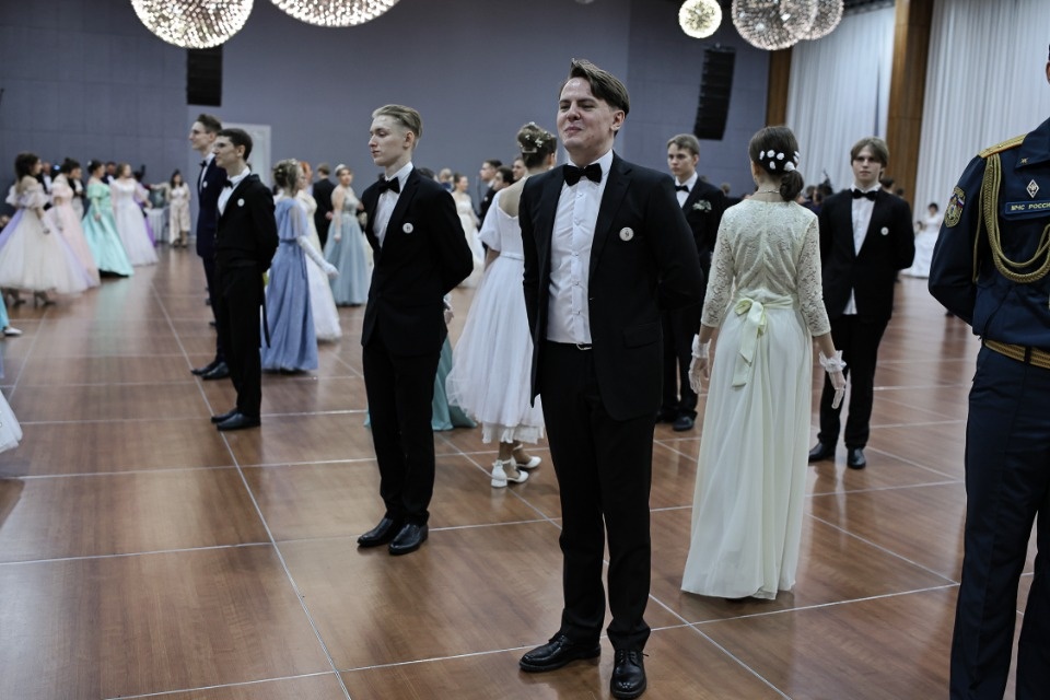 Сретенский бал прошел в Пскове Сретенский бал прошел в Пскове