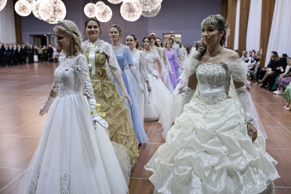 Сретенский бал прошел в Пскове Сретенский бал прошел в Пскове