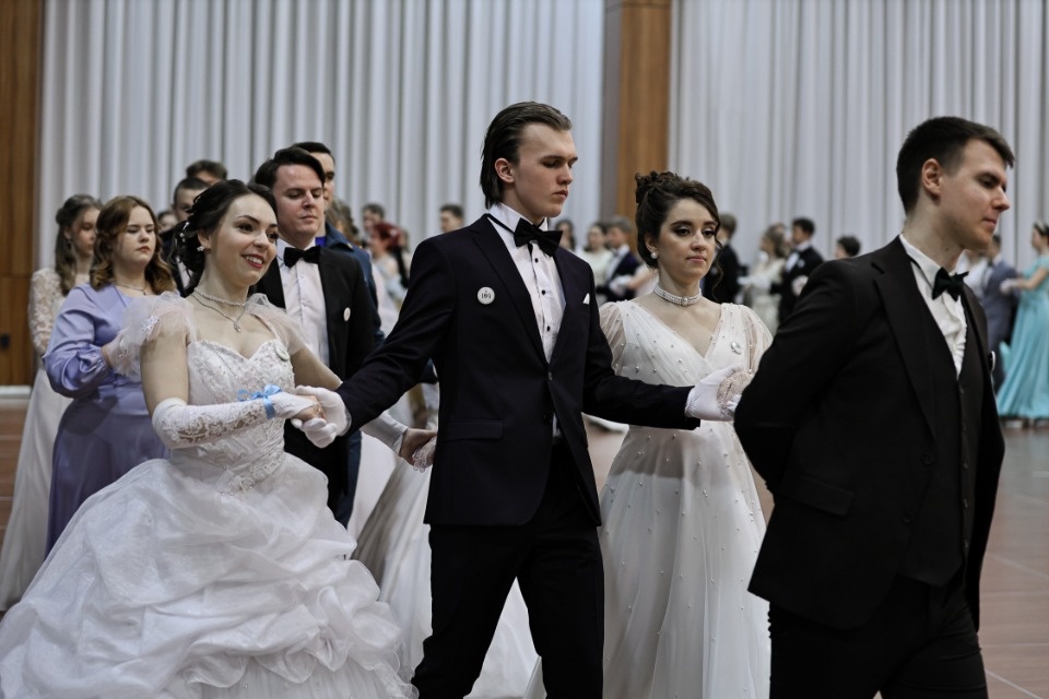 Сретенский бал прошел в Пскове Сретенский бал прошел в Пскове