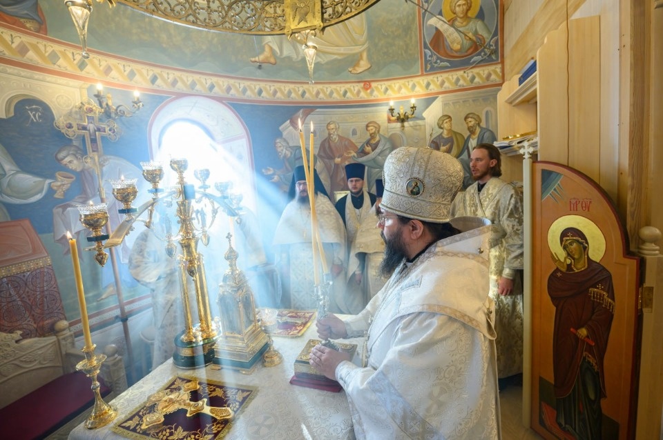 Храм Успения Пресвятой Богородицы открыли в Феофиловой пустыни Храм Успения Пресвятой Богородицы открыли в Феофиловой пустыни