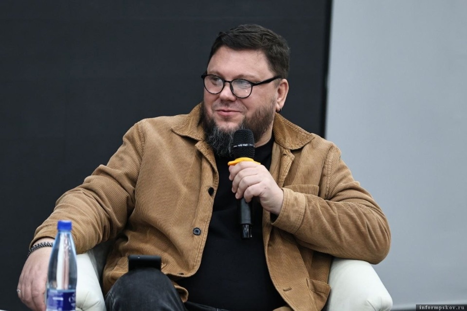 Директор Псковской филармонии создал музыку для рекламных роликов двух китайских внедорожников