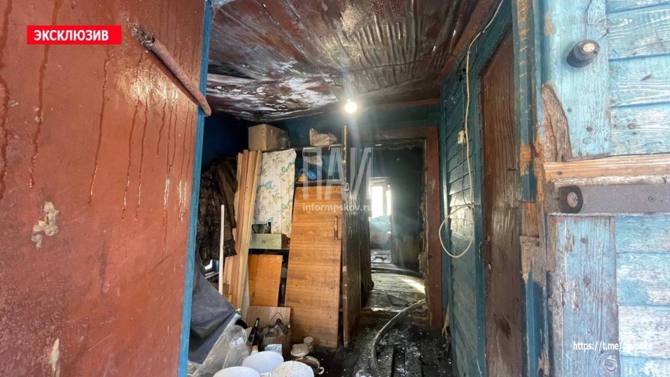 Мужчину нашли в горевшем доме в Опочецком районе 