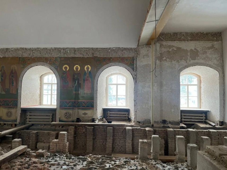 Реставрация Сретенской церкви продолжается в Печорах