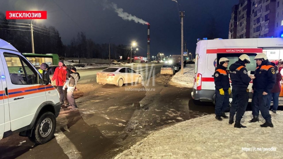 В Пскове ребенка доставили в больницу после ДТП в Пскове