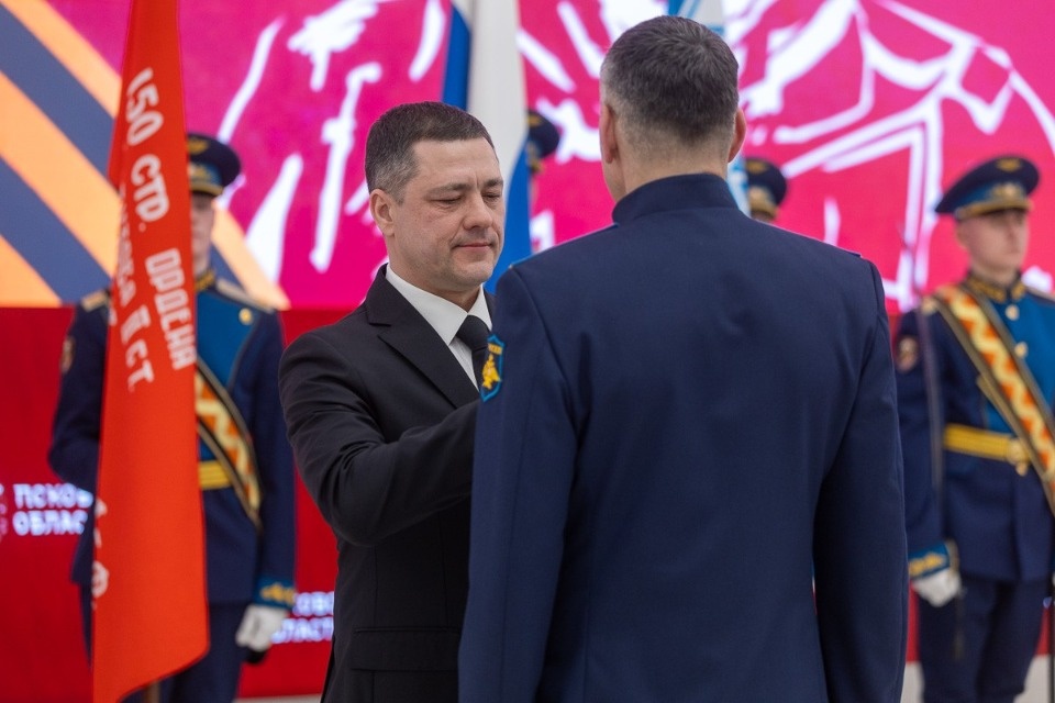 Михаил Ведерников вручил государственные награды защитникам Отечества