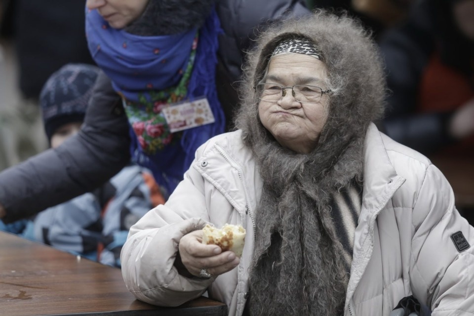 Псковичи начали праздновать Масленицу Псковичи начали праздновать Масленицу