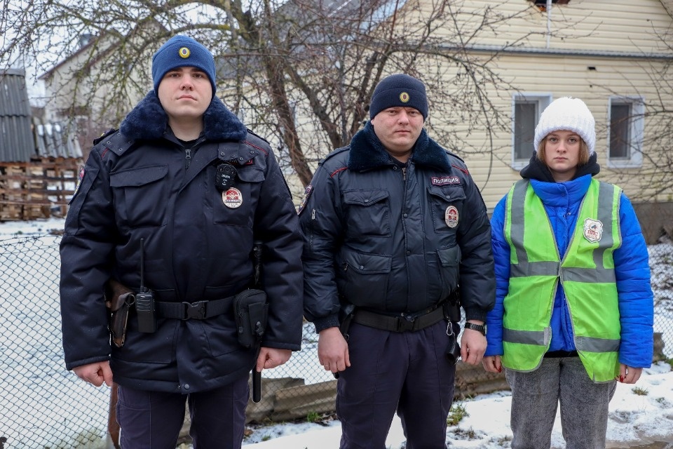 В Пскове полицейские спасли 82-летнюю бабушку из горящего дома