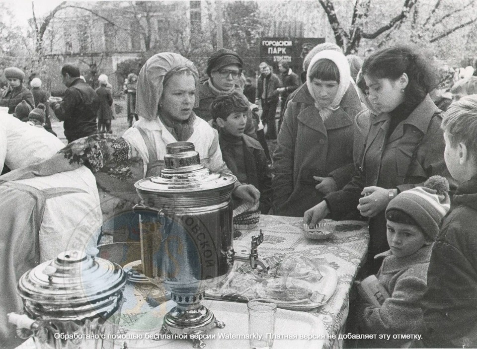 Архив показал, как жители Пскова праздновали масленицу в 1981 году