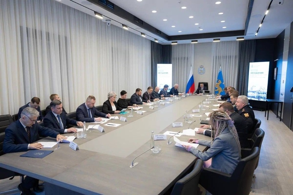 740 специалистов противодействуют распространению идеологии терроризма среди молодежи в Псковской области 