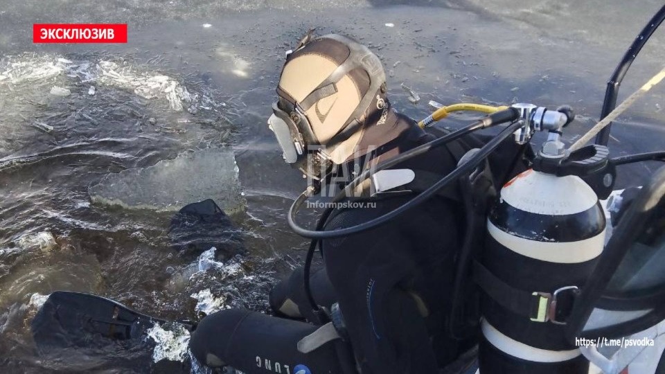 Тело рыбака обнаружили на Псковском озере Тело рыбака обнаружили на Псковском озере